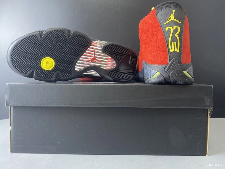 654459-670 Jordan “Ferrari” Air  14 0112